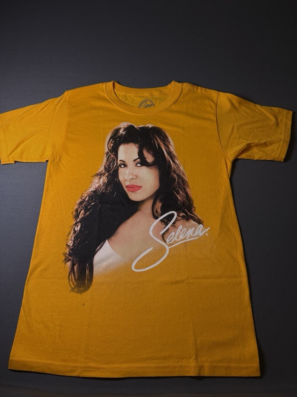 Selena Quintanilla-Perez Men's Size Small Yellow T-Shirt Official Merchandise